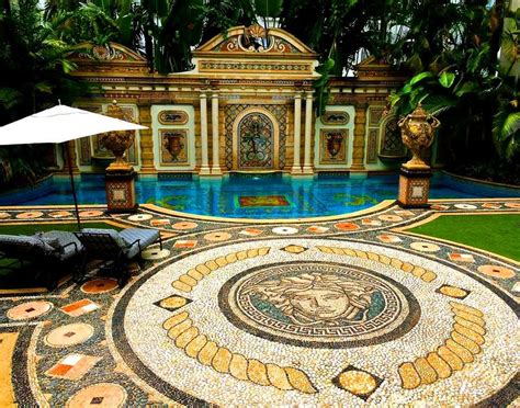 villa gianni versace|gianni versace alter.